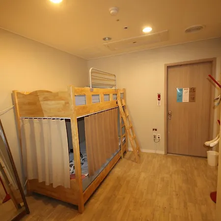 Hostel The New Day